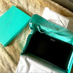 TIFFANY & CO. Leather Wallet